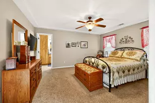 921 Birmingham St, Medford, OR 97501 - Photo 41