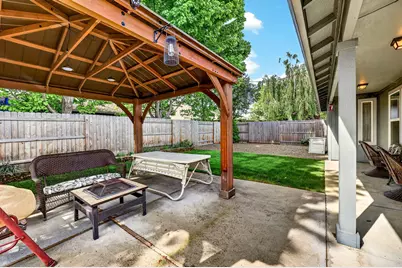 921 Birmingham Street, Medford, OR 97501 - Photo 13