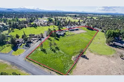 22520 Carolyn Court, Bend, OR 97701 - Photo 3