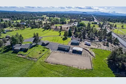 22520 Carolyn Court, Bend, OR 97701 - Photo 27