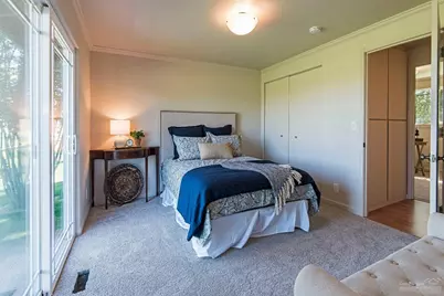 22520 Carolyn Court, Bend, OR 97701 - Photo 9