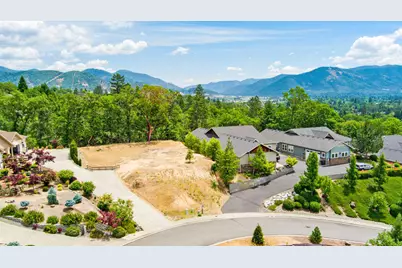 166 NW Native Run Loop, Grants Pass, OR 97526 - Photo 7