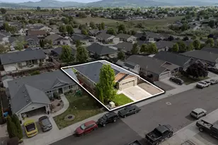 944 Stonewater Dr, Eagle Point, OR 97524 - Photo 29