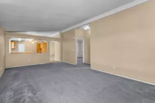 397 SE 6th St, Madras, OR 97741 - Photo 11