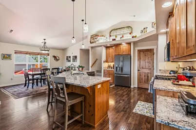 22 Terra Linda Court, Eagle Point, OR 97524 - Photo 11