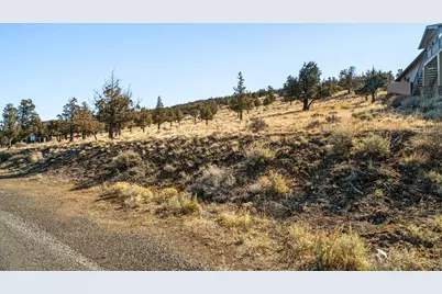 904 Highland View Loop, Redmond, OR 97756 - Photo 13