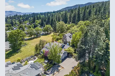 602 Ashland Street, Ashland, OR 97520 - Photo 31