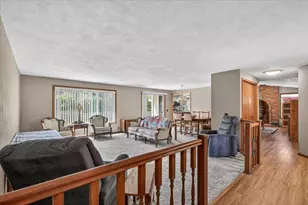 2458 Republic Way, Medford, OR 97504 - Photo 7