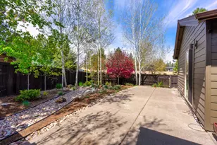 60275 Addie Triplett Loop, Bend, OR 97702 - Photo 29