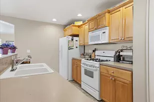 437 NW 27th St, Redmond, OR 97756 - Photo 15