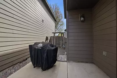 437 NW 27th Street, Redmond, OR 97756 - Photo 27