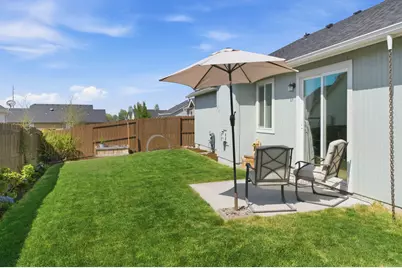 321 SW Antler Ridge Court, Redmond, OR 97756 - Photo 19