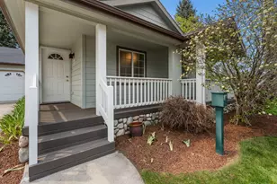 599 N Tam Rim Dr, Sisters, OR 97759 - Photo 3