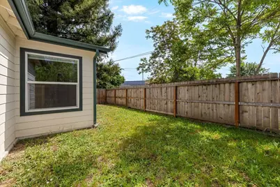 579 Franquette Street, Medford, OR 97501 - Photo 23