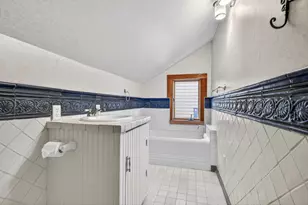 19 Gresham St, Ashland, OR 97520 - Photo 23