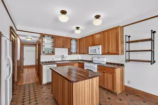 19 Gresham St, Ashland, OR 97520 - Photo 13