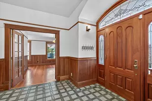 19 Gresham St, Ashland, OR 97520 - Photo 3