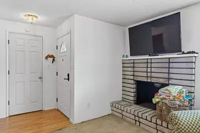 400 Morningside Street, Medford, OR 97501 - Photo 7