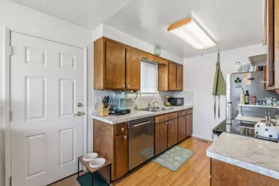 400 Morningside Street, Medford, OR 97501 - Photo 23