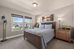3023 NE Red Oak Dr, Bend, OR 97701 - Photo 3