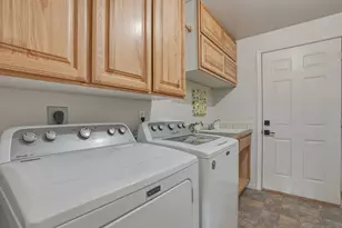 764 NE Tierra Rd, Bend, OR 97701 - Photo 27
