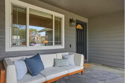 764 NE Tierra Road, Bend, OR 97701 - Photo 5