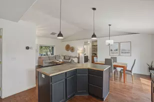 764 NE Tierra Rd, Bend, OR 97701 - Photo 15