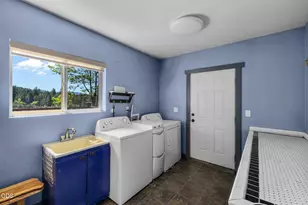 26608 Adam Rd, Canyon City, OR 97820 - Photo 19