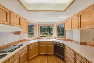 60309 Tall Pine Ave, Bend, OR 97702 - Photo 23