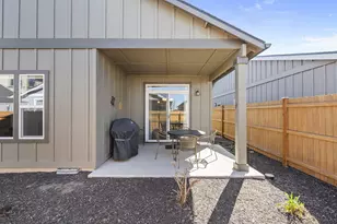 2955 NW Greenwood Ct, Redmond, OR 97756 - Photo 23