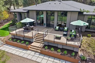 2600 NW Champion Cir, Bend, OR 97703 - Photo 27