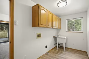 14485 Mountain View Loop, Sisters, OR 97759 - Photo 23