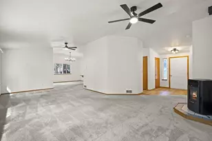 14485 Mountain View Loop, Sisters, OR 97759 - Photo 11