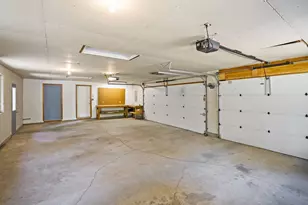 14485 Mountain View Loop, Sisters, OR 97759 - Photo 25