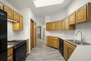 14485 Mountain View Loop, Sisters, OR 97759 - Photo 9