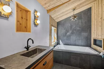 16878 Jacinto Road, Bend, OR 97707 - Photo 15