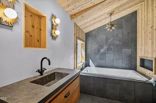 16878 Jacinto Rd, Bend, OR 97707 - Photo 15