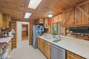 8110 New Hope Rd, Grants Pass, OR 97527 - Photo 11