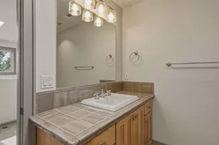 240 NW Skyliner Summit Loop, Bend, OR 97703 - Photo 57