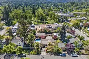 746 C St, Ashland, OR 97520 - Photo 43