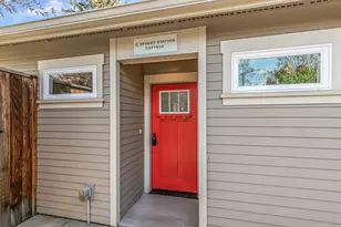 746 C St, Ashland, OR 97520 - Photo 29