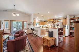 35 Logan Way, Talent, OR 97540 - Photo 5