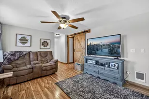14950 SE Loafer Ave, Prineville, OR 97754 - Photo 9