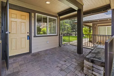 1929 NW Monterey Pines Drive #UNIT 5, Bend, OR 97703 - Photo 3