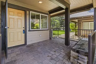 1929 NW Monterey Pines Dr, Bend, OR 97703 - Photo 3