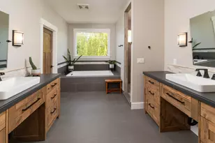 23160 Rickard Rd, Bend, OR 97702 - Photo 21
