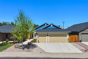 2933 NW Hemlock Ln, Redmond, OR 97756 - Photo 35