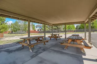 2933 NW Hemlock Ln, Redmond, OR 97756 - Photo 47