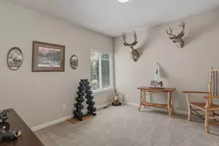 2933 NW Hemlock Ln, Redmond, OR 97756 - Photo 23
