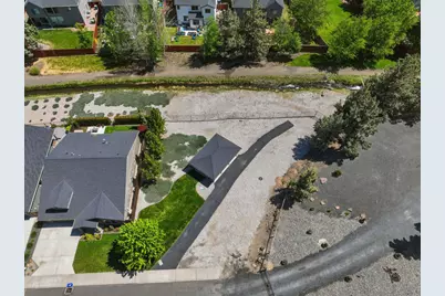 2933 NW Hemlock Lane, Redmond, OR 97756 - Photo 43